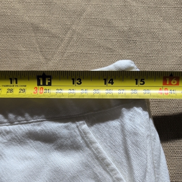 Abercrombie & Fitch White Cargo Shorts Relaxed Fit - Picture 5 of 9